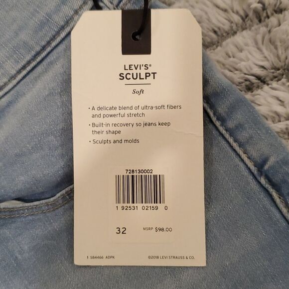 Levis light wash cropped jeans sz 32 - Picture 5 of 13